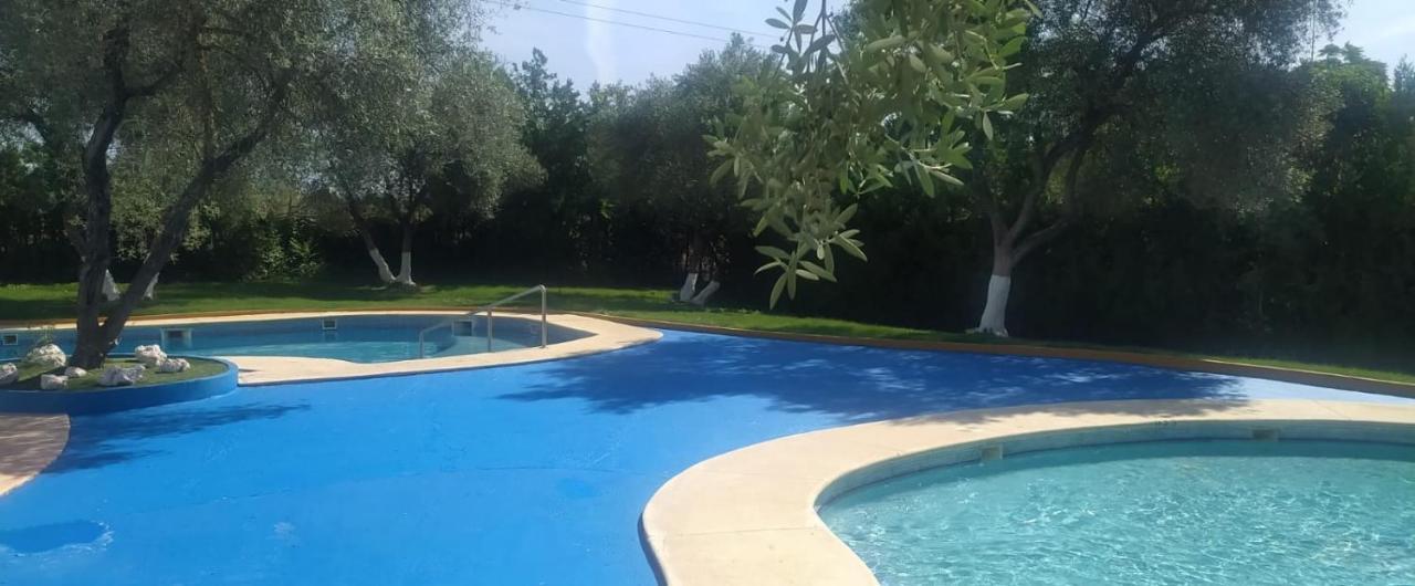 Sevilla Brisas Vip Valencina De La Concepcion Exteriör bild