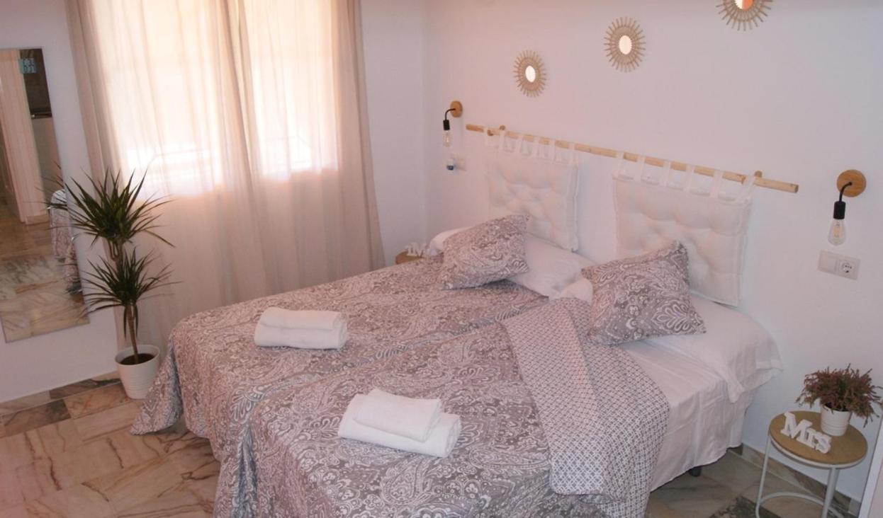 Sevilla Brisas Vip Valencina De La Concepcion Exteriör bild